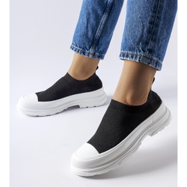 Schwarze Baratili-Plateau-Slip-On-Sneaker 1