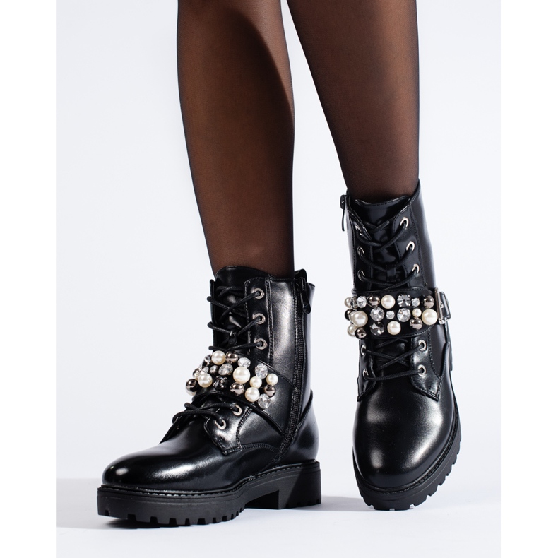 Schwarze Damenbaggies mit Shelovet-Perlen 2