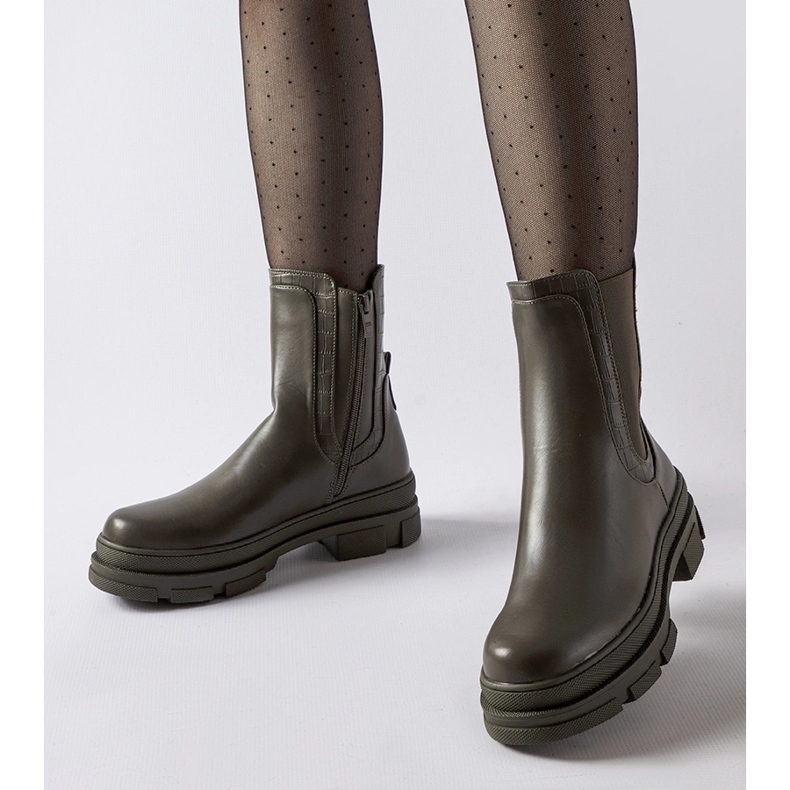 Grüne Sneaker mit massiver Torin-Sohle 1