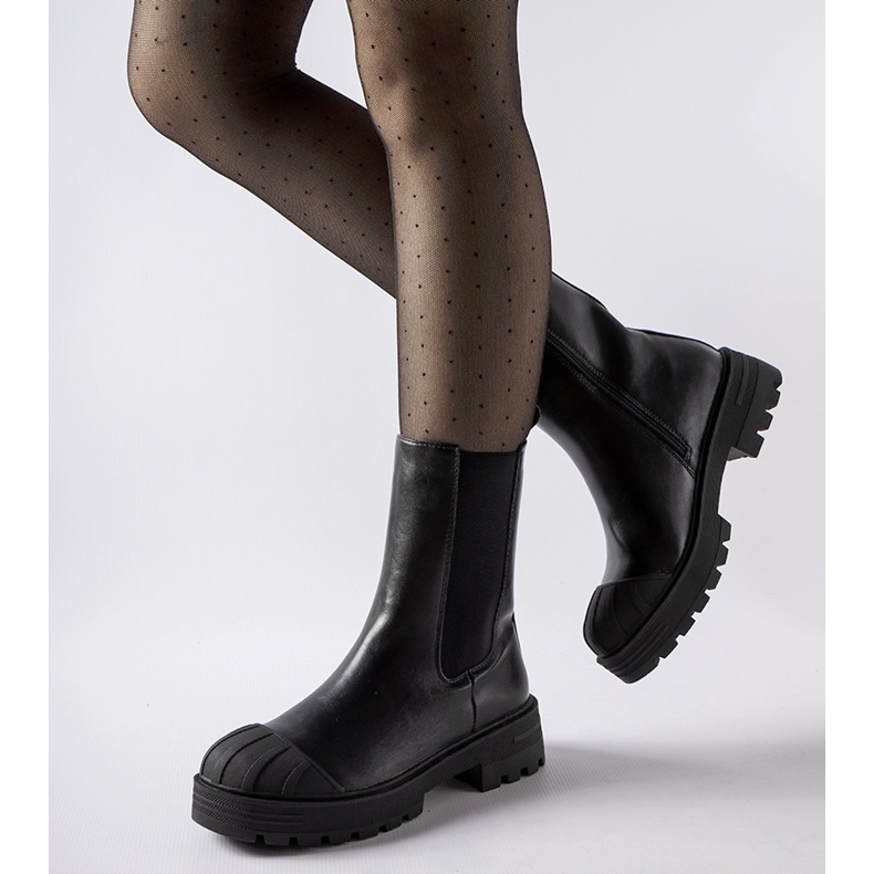 Inna Schwarze, klassische, isolierte Porcigatone-Stiefel 1