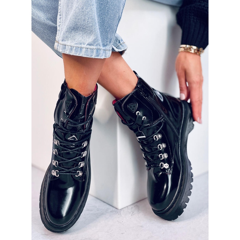 Kari Schwarze Schnürstiefel 2