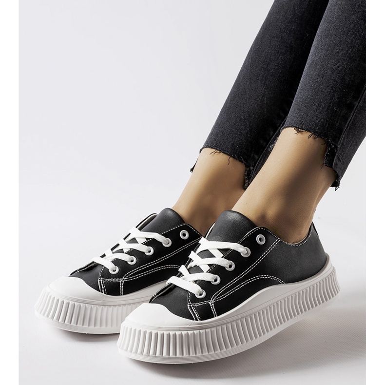 Schwarze Erbezzo-Plateau-Sneaker 1