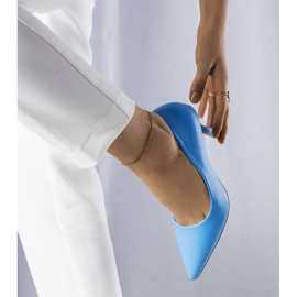 Blaue Pumps mit niedrigem Absatz von Jayda 1