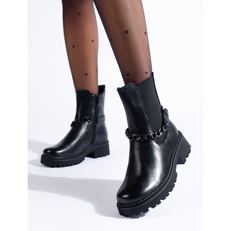 Schwarze Chelsea-Stiefel für Damen mit Kette 1