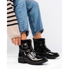 Schwarze Lackstiefeletten mit Shelovet-Schnallen 1