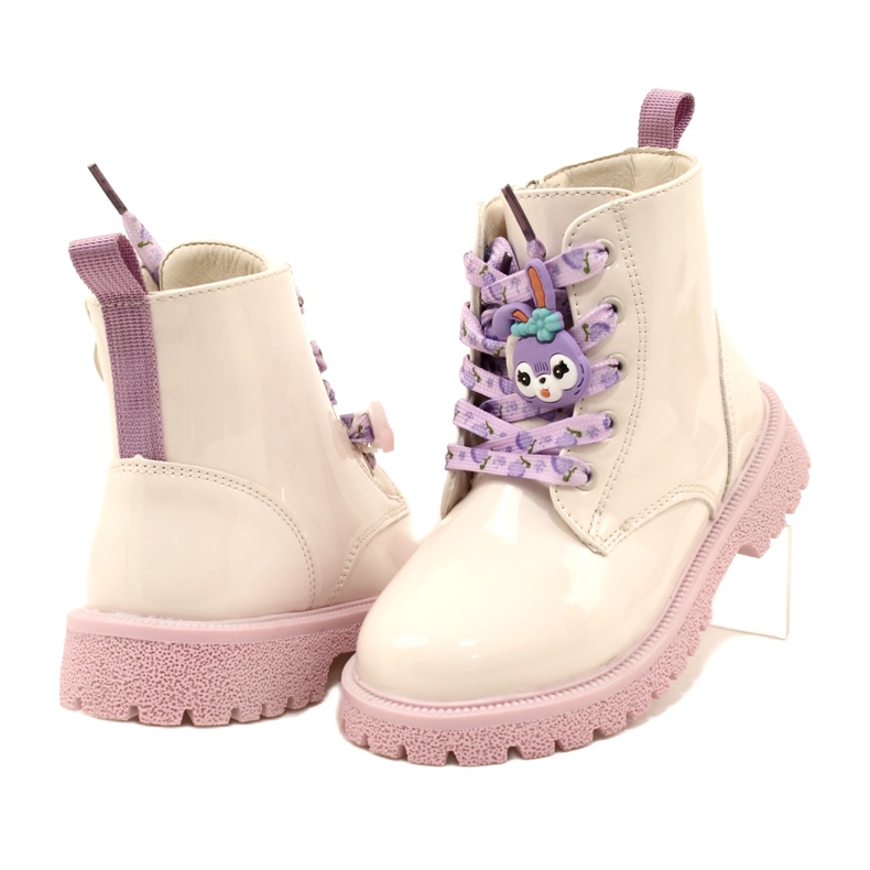 Lackierte Stiefel mit dekorativen Manschettenknöpfen Miss 23DZ23-6582 beige 3