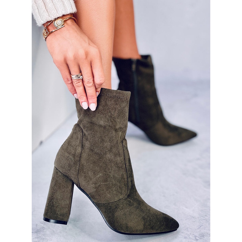 Wildlederstiefel mit Absatz von Natalie Green grün 2