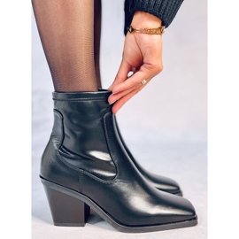 Arya Schwarze High Heels 2