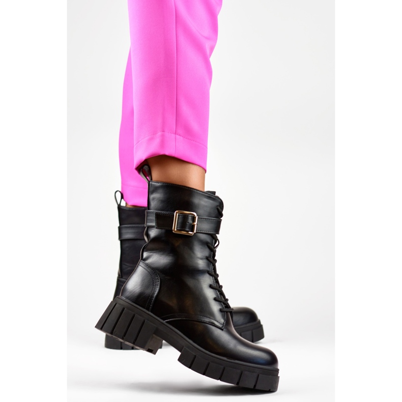 Stilvolle schwarze Damen-Arbeiterschuhe mit dicker Sohle 1