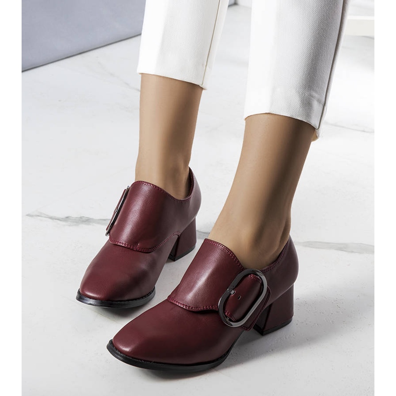 PA1 Kastanienbraune Absatzpumps von Ailani rot 1