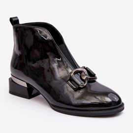 Vinceza Damenstiefel aus Lackleder mit niedrigem Absatz, isoliert, schwarze Loos 1