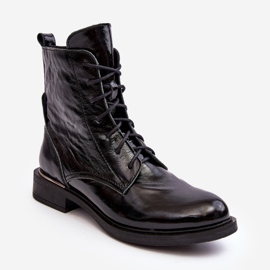 Bequeme, isolierte schwarze Stiefeletten von Lemar Revin aus Lackleder 1