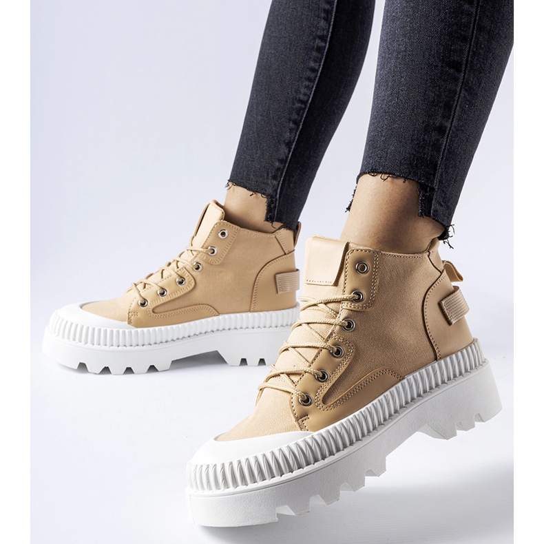 Inna Dunkelbeige Grotta-Plateau-Sneaker 1