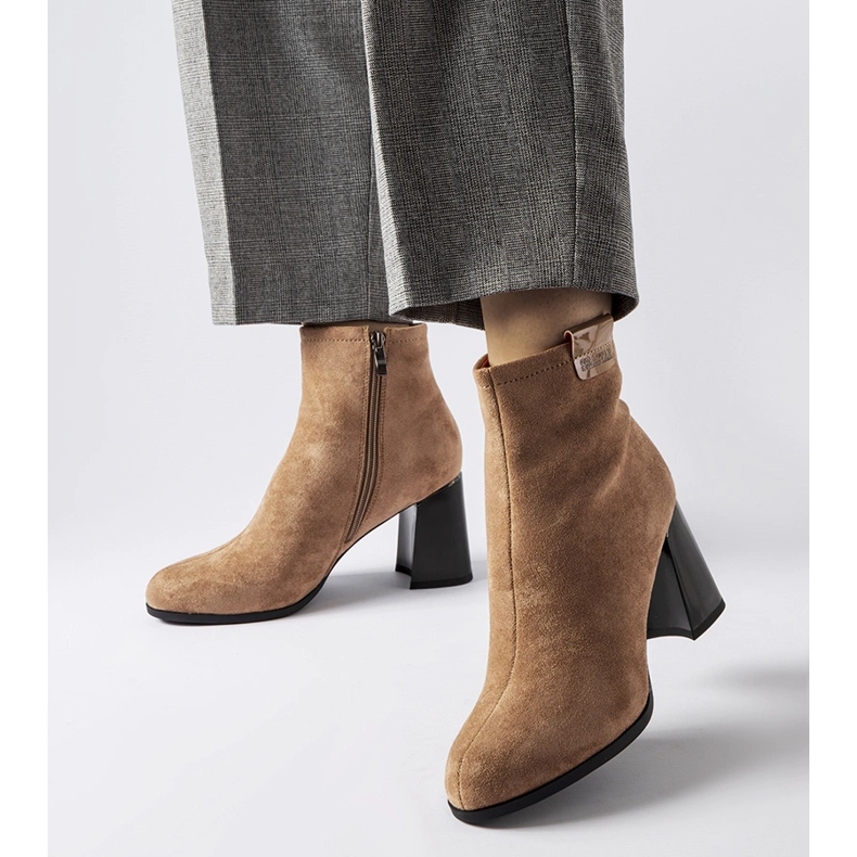 Beige elegante Stiefeletten von Serbadone 1