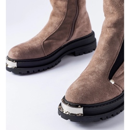 Braune isolierte Stiefeletten mit dekorativer Spitze von Bologna 1