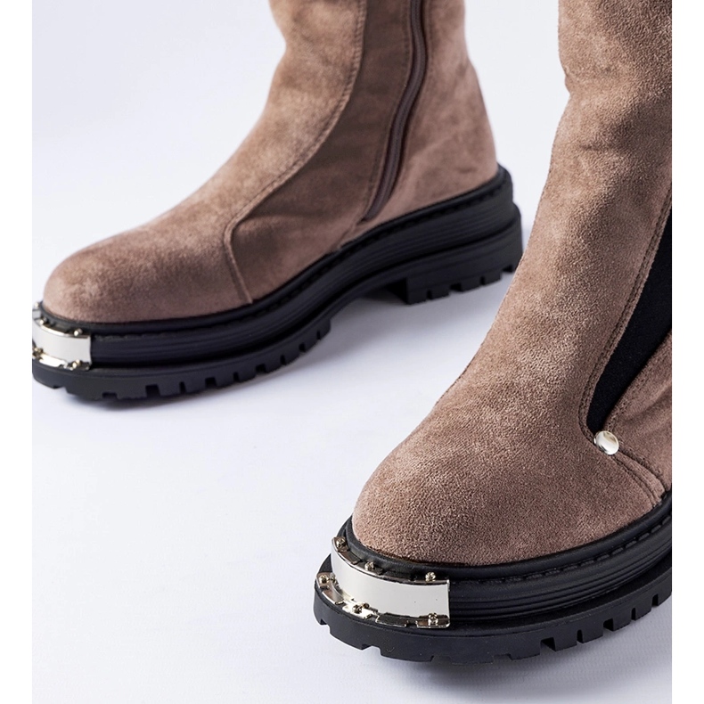 Braune isolierte Stiefeletten mit dekorativer Spitze von Bologna 1