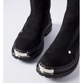 Schwarze isolierte Stiefeletten mit dekorativer Spitze von Bologna 1
