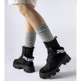 Schwarze Stiefeletten mit dekorativem abnehmbarem Riemen 2