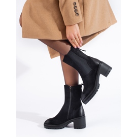 Schwarze Damenstiefeletten mit hohem Vinceza-Obermaterial 1