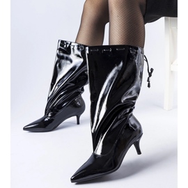 Schwarze Clinton-Stiefel mit niedrigem Absatz 2