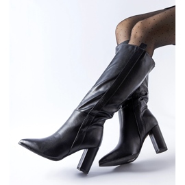 Schwarze klassische Slip-On-Stiefel mit Palma-Absatz 1