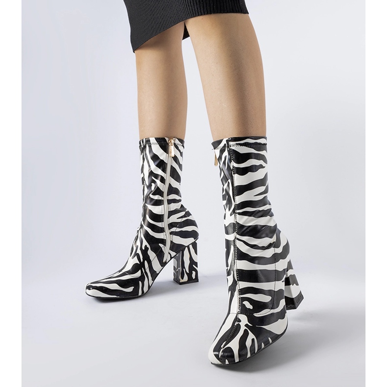 Upland-Stiefeletten mit Zebra-Imitat schwarz 1
