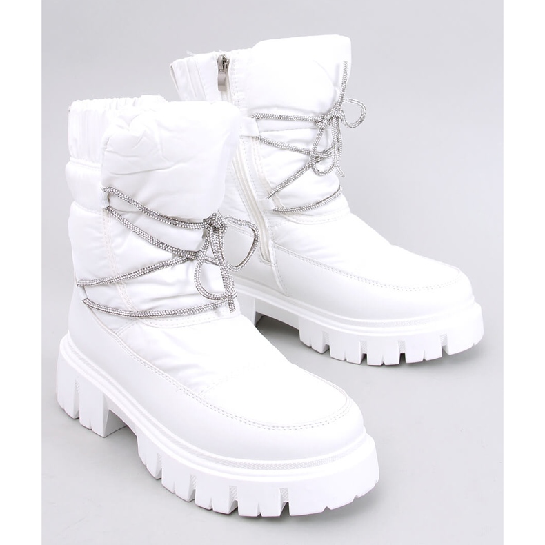 Mitrani Weiße Damen-Schneestiefel 1