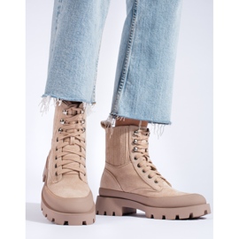 SHELOVET Beige Schnürstiefeletten aus Wildleder 2