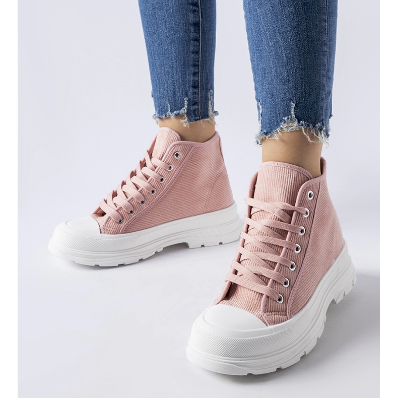 Rosa Villaggio-High-Top-Sneaker 1