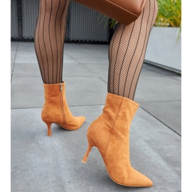 Braune Stiefeletten mit niedrigem Absatz von Guimond 1