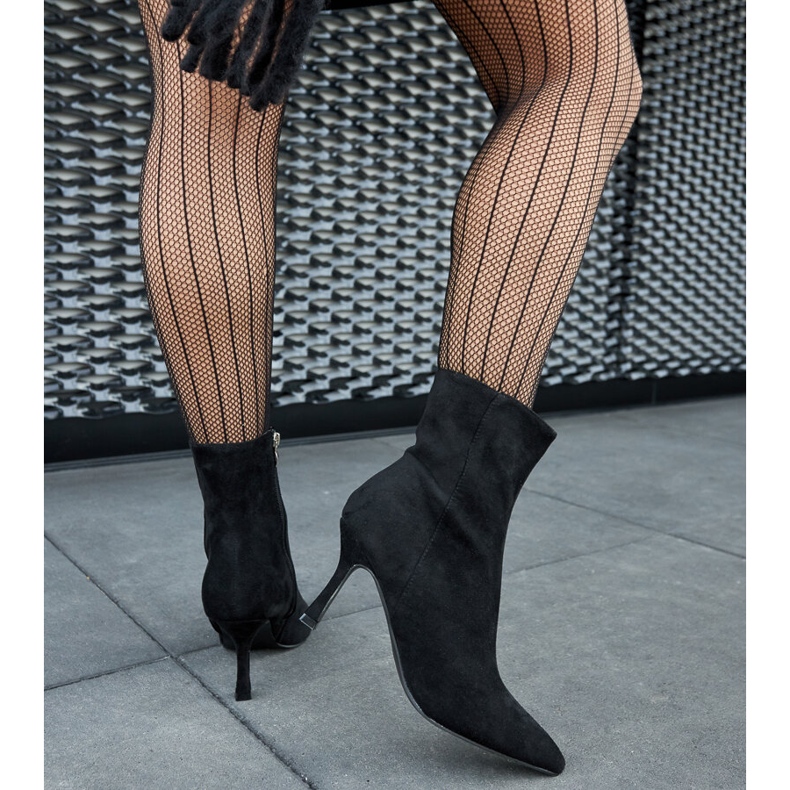 Guimond schwarze Stiefeletten mit niedrigem Absatz 1