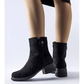 Schwarze isolierte Stiefel von Faustin 2