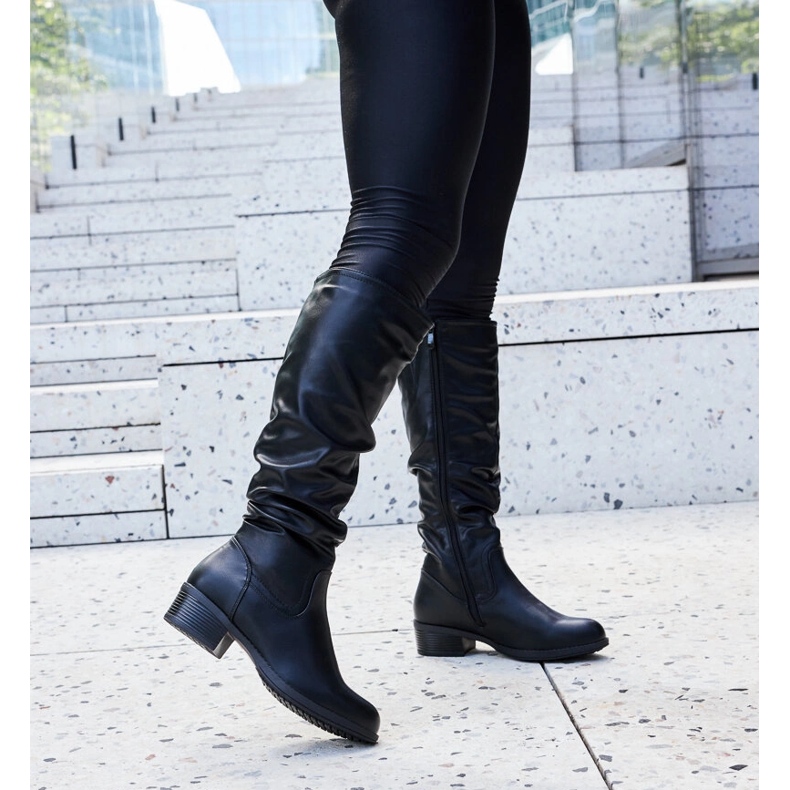 Schwarze, faltige Angelico-Stiefel 1