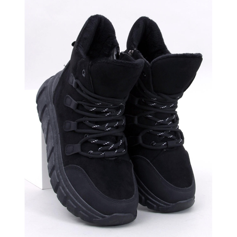 Cammy Black isolierte Sportschuhe schwarz 1