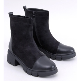 Olson Schwarze Stiefeletten mit weitem Absatz 1
