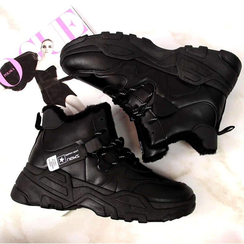 News Isolierte Damen-Sneaker, Schneestiefel, Schwarz 2