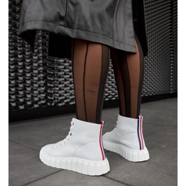 Inna Carassai lange weiße Ledersneaker 2