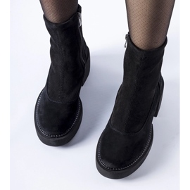 Schwarze isolierte Stiefeletten mit massivem Block 1