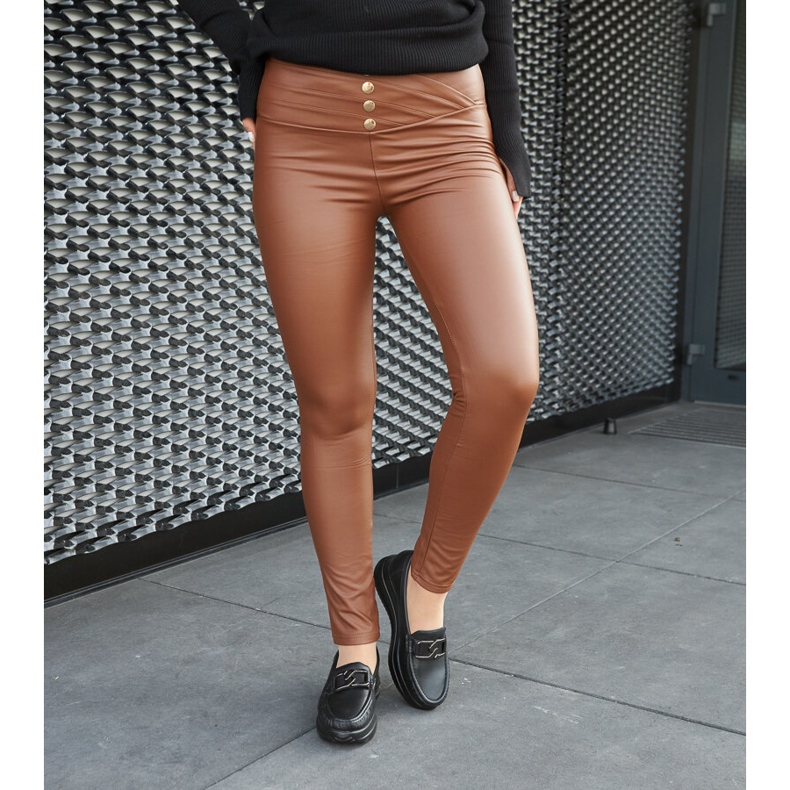 Schwarze Slipper mit Keilabsatz und Vigolo-Schnalle 1