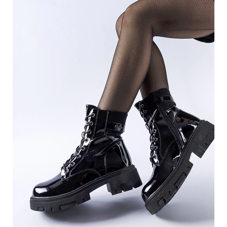 Schwarze, leicht isolierte Cunha-Stiefeletten aus Lack 1