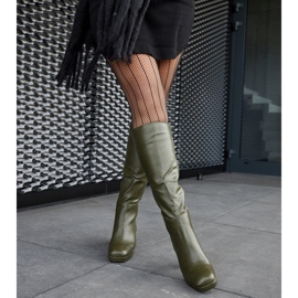 Grüne Stiefel mit quadratischer Spitze von Biassono 1