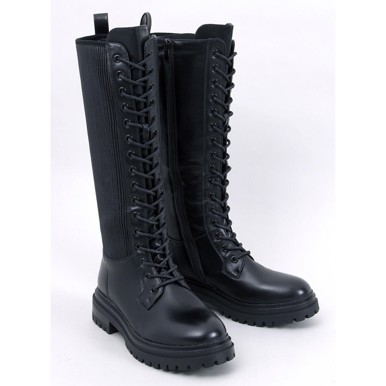Eddies Schwarze Stiefel mit flexiblem Obermaterial 1