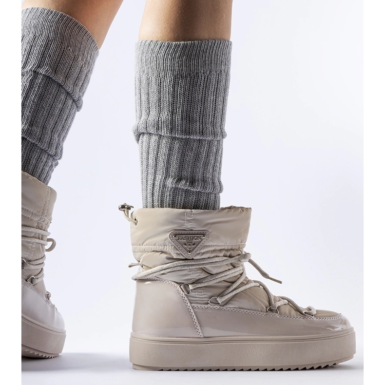 Beige Lack-Schneestiefel mit Gummiband von Calogero 1