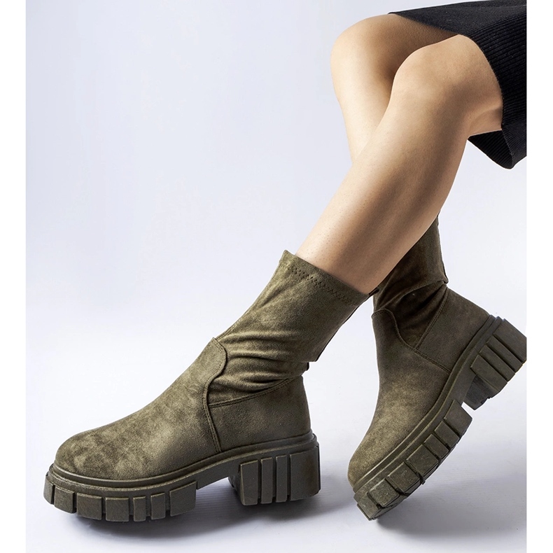 Grüne Montefusco-Stiefeletten aus Öko-Wildleder 1