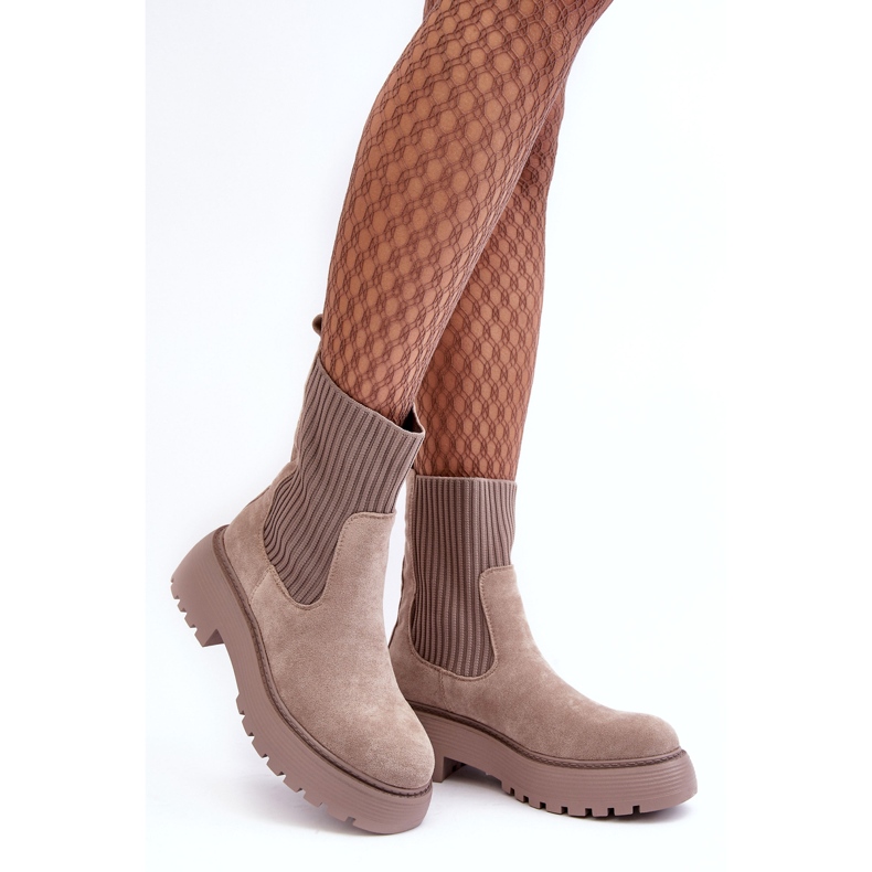 Seastar Dunkelbeige Wildlederstiefeletten mit Socke auf Plateau und flachem Absatz 1