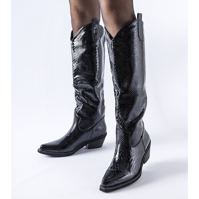 Schwarze isolierte Chapin-Cowboystiefel aus Lackleder 1