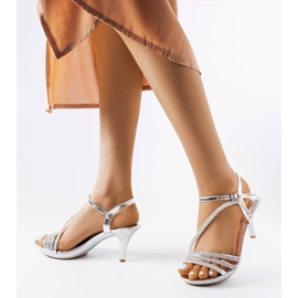 Silberne Sandalen mit Zirkonias von Cittareale silber- 1