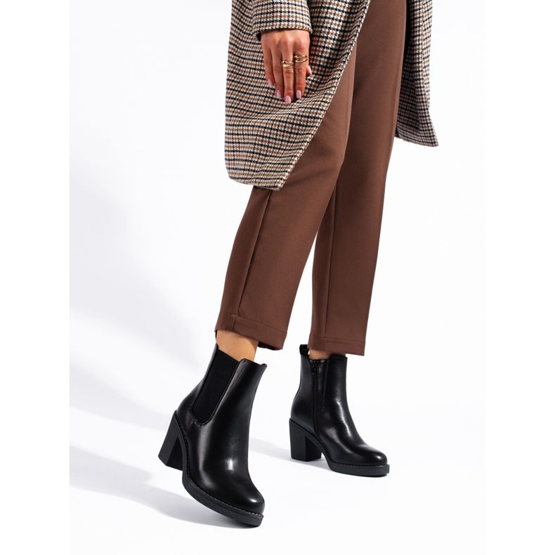 Klassische schwarze Shelovet-Stiefeletten 1