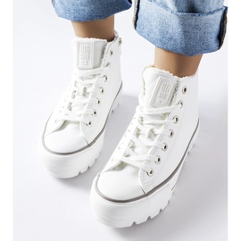 Weiße isolierte Sneakers Big Star MM274037 1