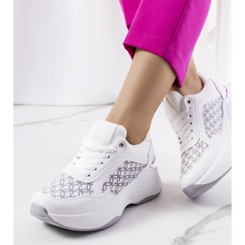 Mailands weiße Turnschuhe 1